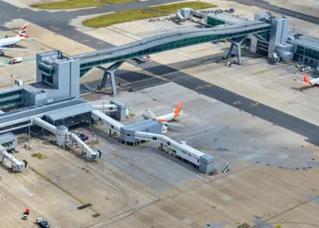 Gatwick Airport Transfers in Nine Elms